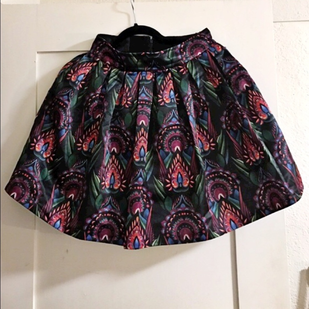 🎉Host Pick!!🎉NWT Alice and Olivia silk skirt